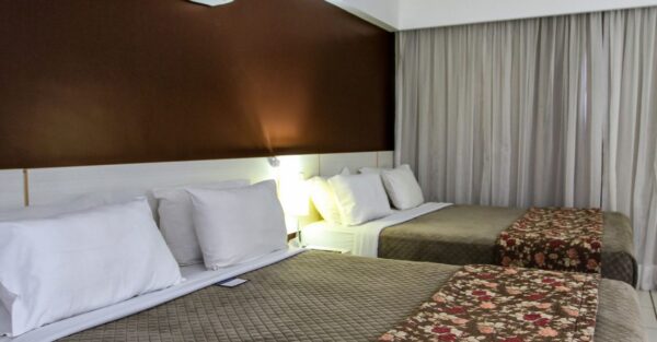 Suíte Luxo Tulipa Casal Hotel Le Jardin - Imagem 2